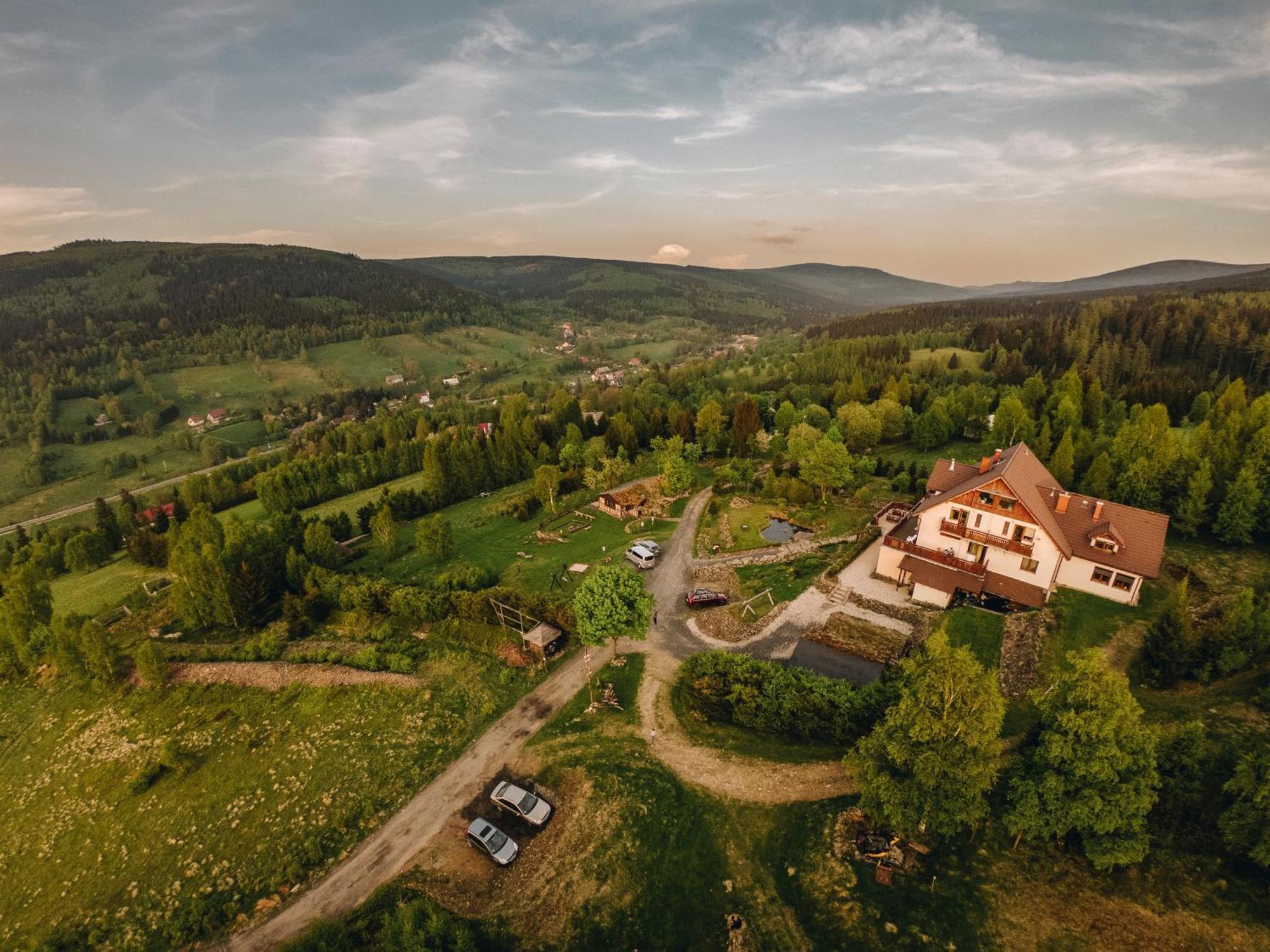 Willa Z Gwarantowanym Widokiem Na Gory Aleksander Panorama Świeradów-Zdrój Екстериор снимка